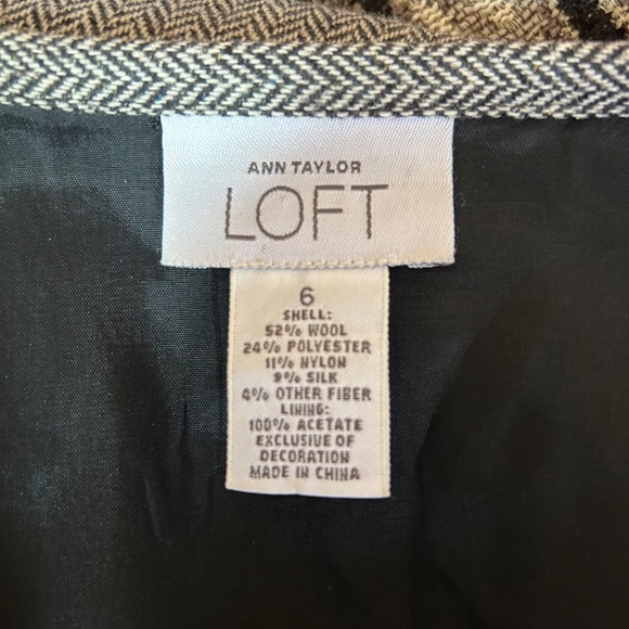 Ann Taylor Loft Skirt Herringbone Tweed Wool Blend Ruffle Hem Women's Size 6 - Picture 3 of 7
